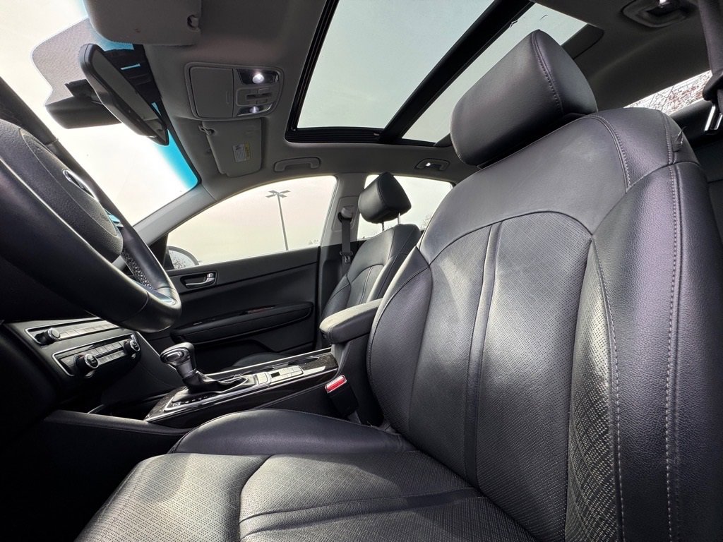 Certified 2020 Kia Optima Premium image 16