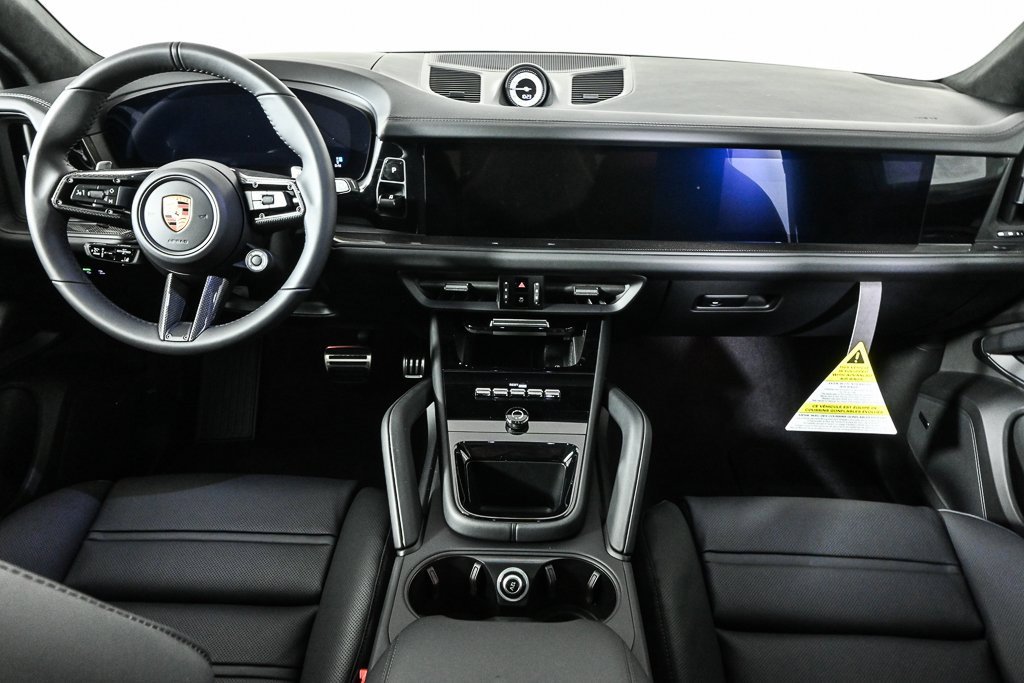 New 2026 Porsche Cayenne GTS image 25