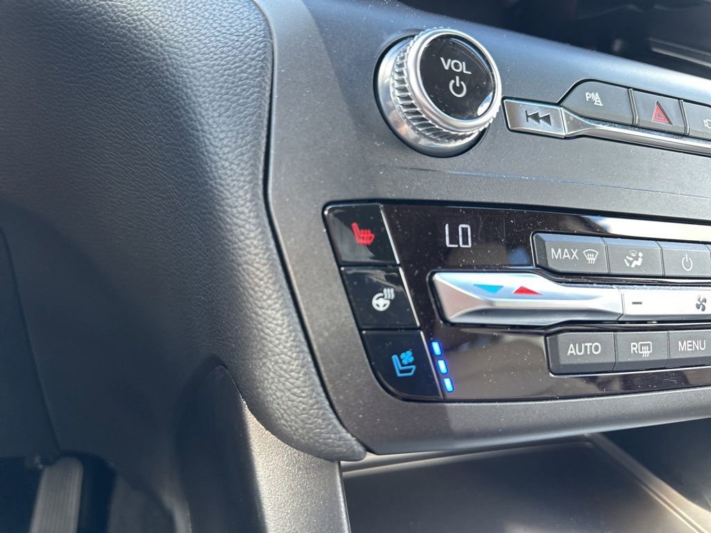 Used 2020 Ford Explorer Limited AWD/4WD image 6