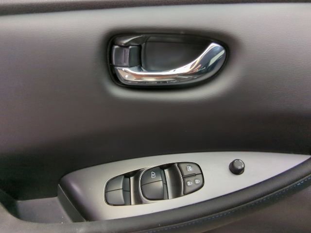 Certified 2023 Nissan Leaf S image 15
