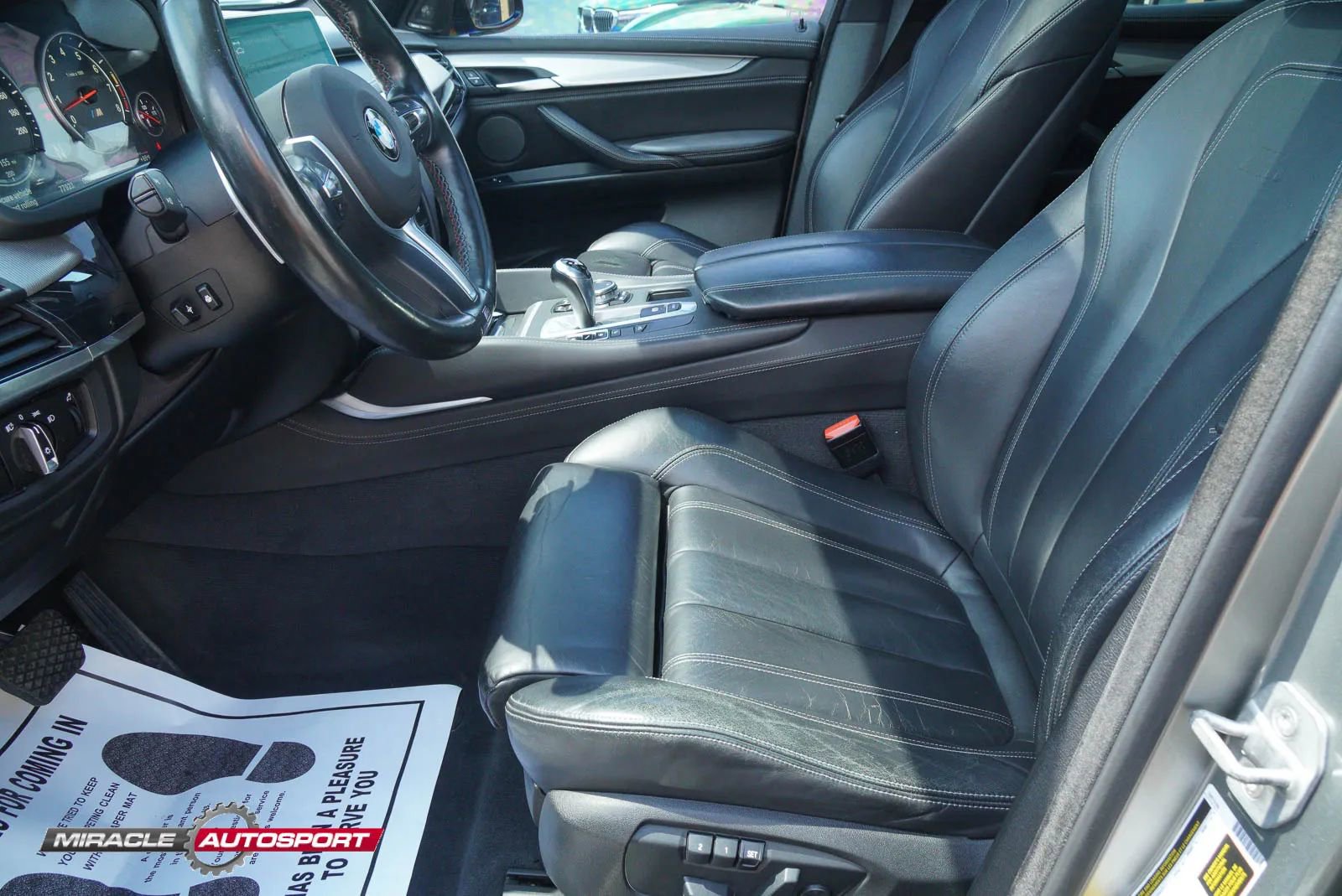 Used 2016 BMW X5 M image 17