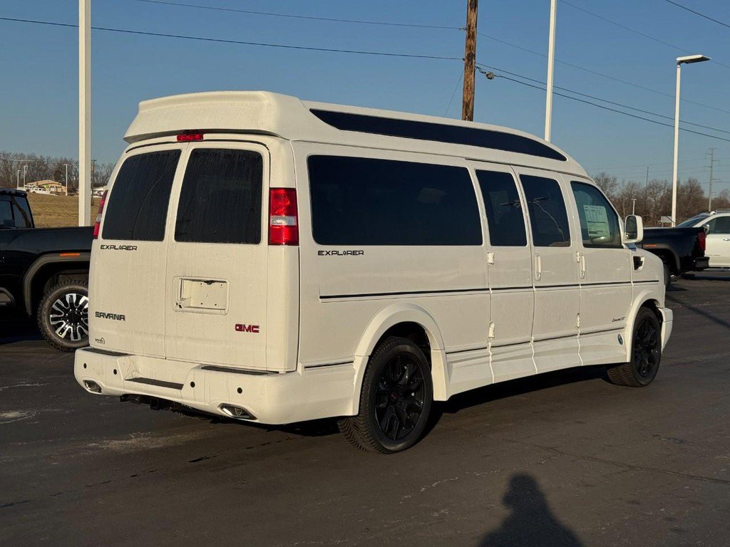 New 2026 GMC Savana 2500 Extended w/ Driver Convenience Package image 4