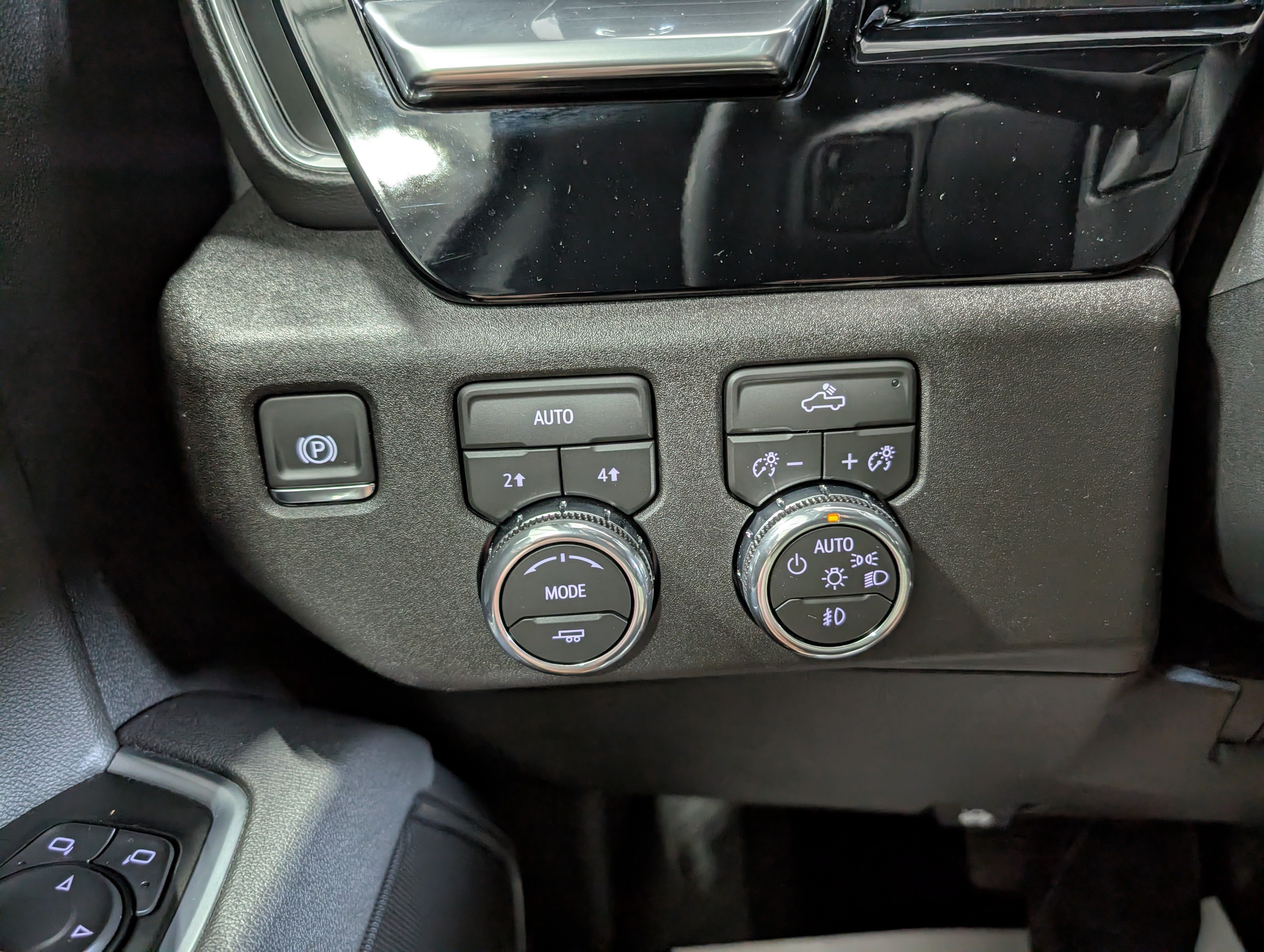 Used 2026 GMC Sierra 1500 Elevation AWD/4WD image 24