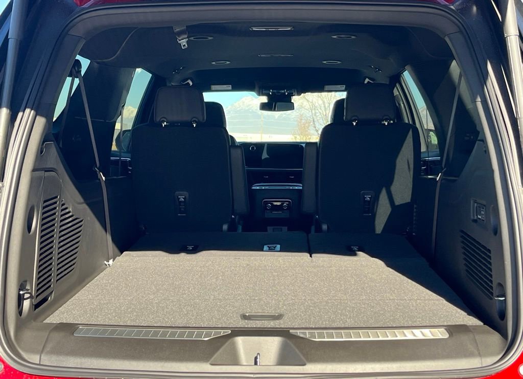 New 2026 Chevrolet Suburban RST w/ Comfort Package image 31