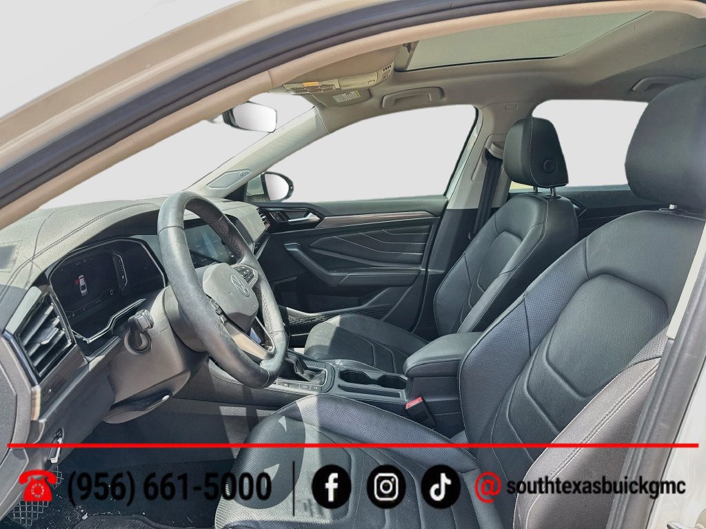 Used 2024 Volkswagen Jetta SEL FWD image 11
