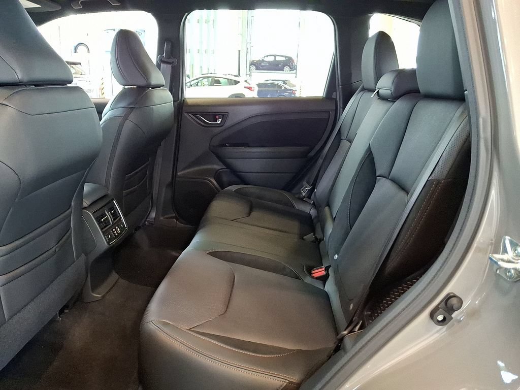 New 2026 Subaru Forester Touring AWD/4WD image 9
