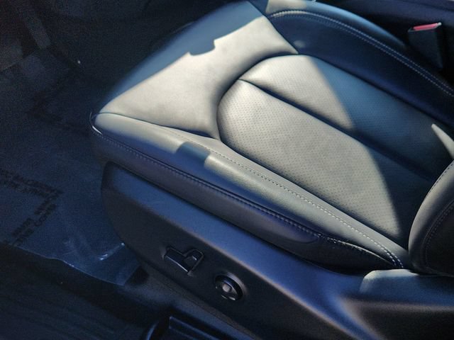 Used 2025 Chrysler Pacifica Select FWD image 21