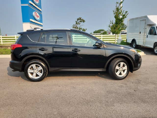 Used 2013 Toyota RAV4 XLE AWD/4WD image 12