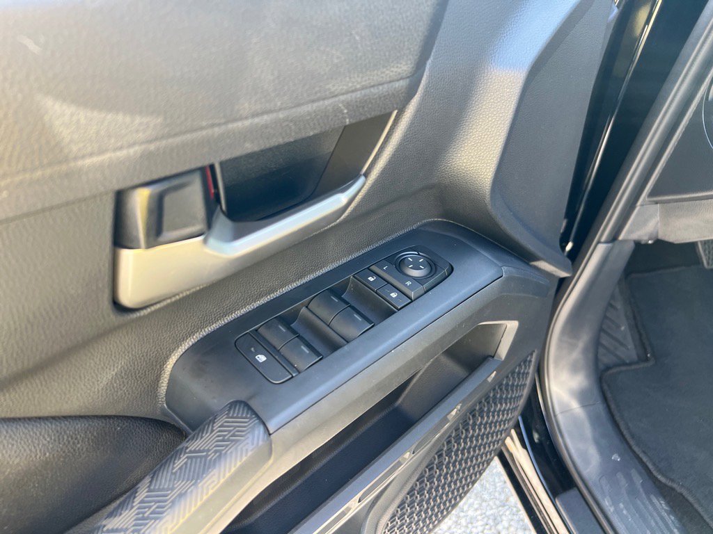 Used 2024 Toyota Tacoma TRD Off-Road image 13