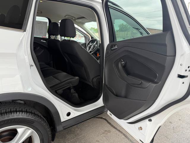 Used 2016 Ford Escape SE w/ Equipment Group 201A FWD image 13
