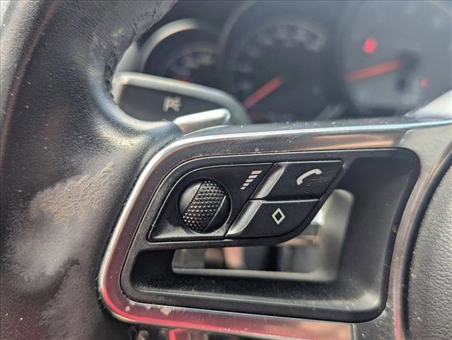 Used 2018 Porsche Cayenne S image 10