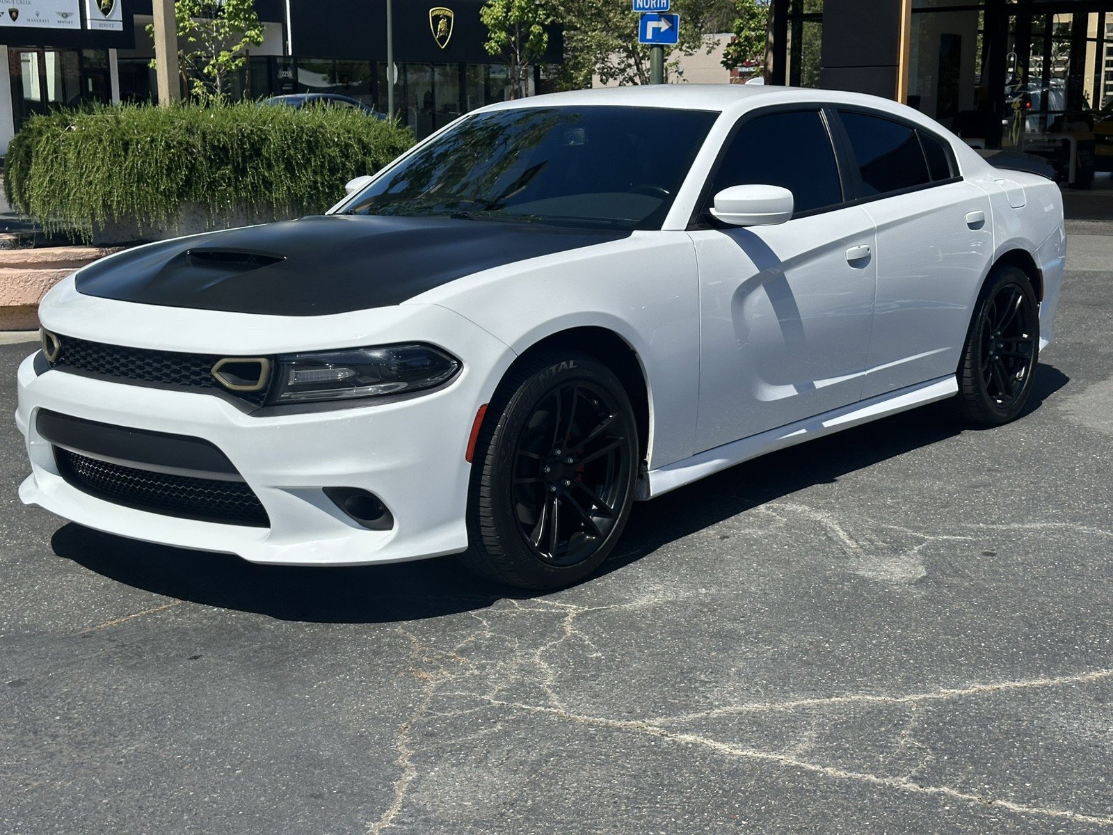 Used 2019 Dodge Charger GT image 3