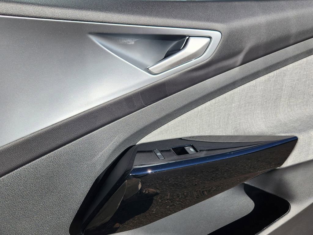 New 2026 Volkswagen ID.4 Pro image 22