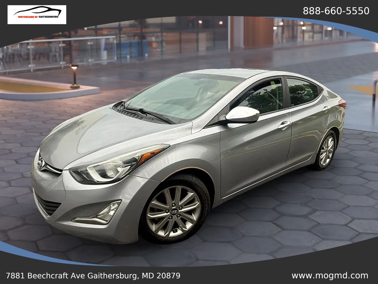 Used 2015 Hyundai Elantra SE w/ Option Group 02 FWD image 3
