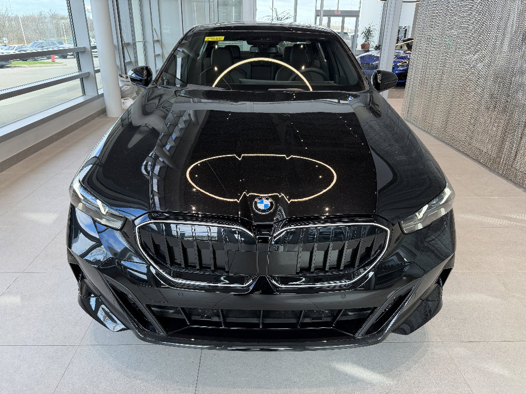 New 2026 BMW 540i xDrive w/ M Sport Package image 2