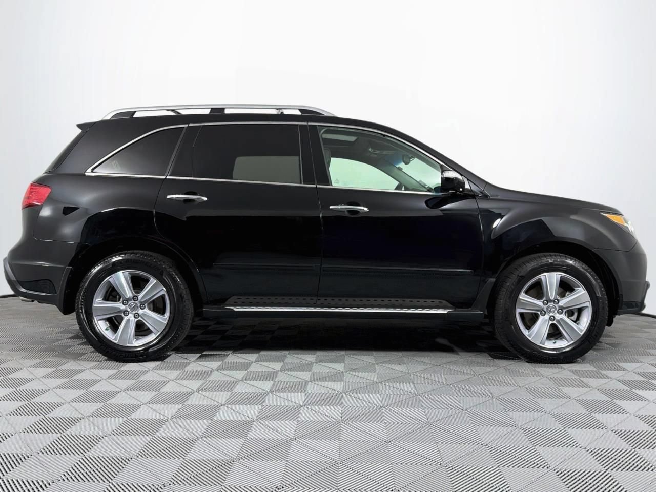 Used 2011 Acura MDX w/ Technology Package AWD/4WD image 28
