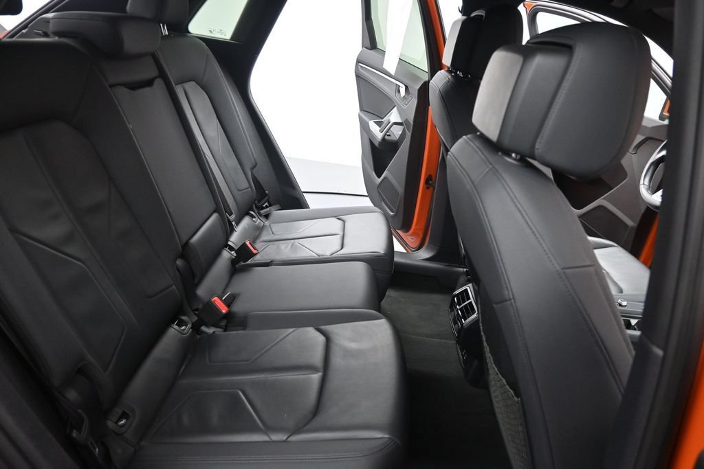 Used 2023 Audi Q3 2.0T Premium AWD/4WD image 13