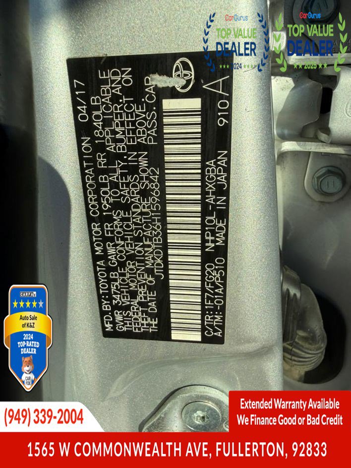 Used 2017 Toyota Prius C Three FWD image 32