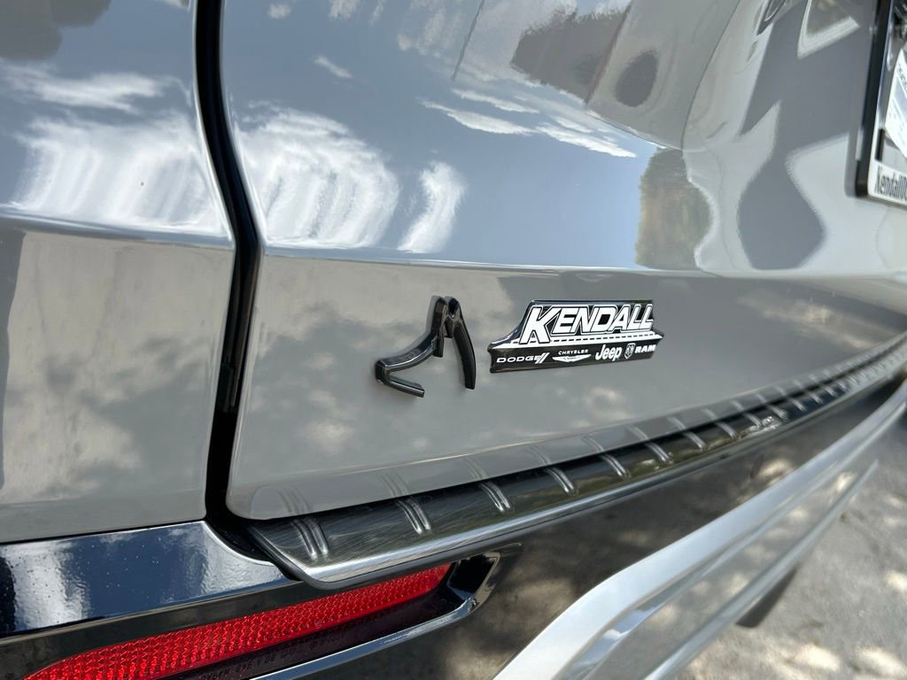 Used 2025 Lexus TX 500h AWD w/ Technology Package image 32