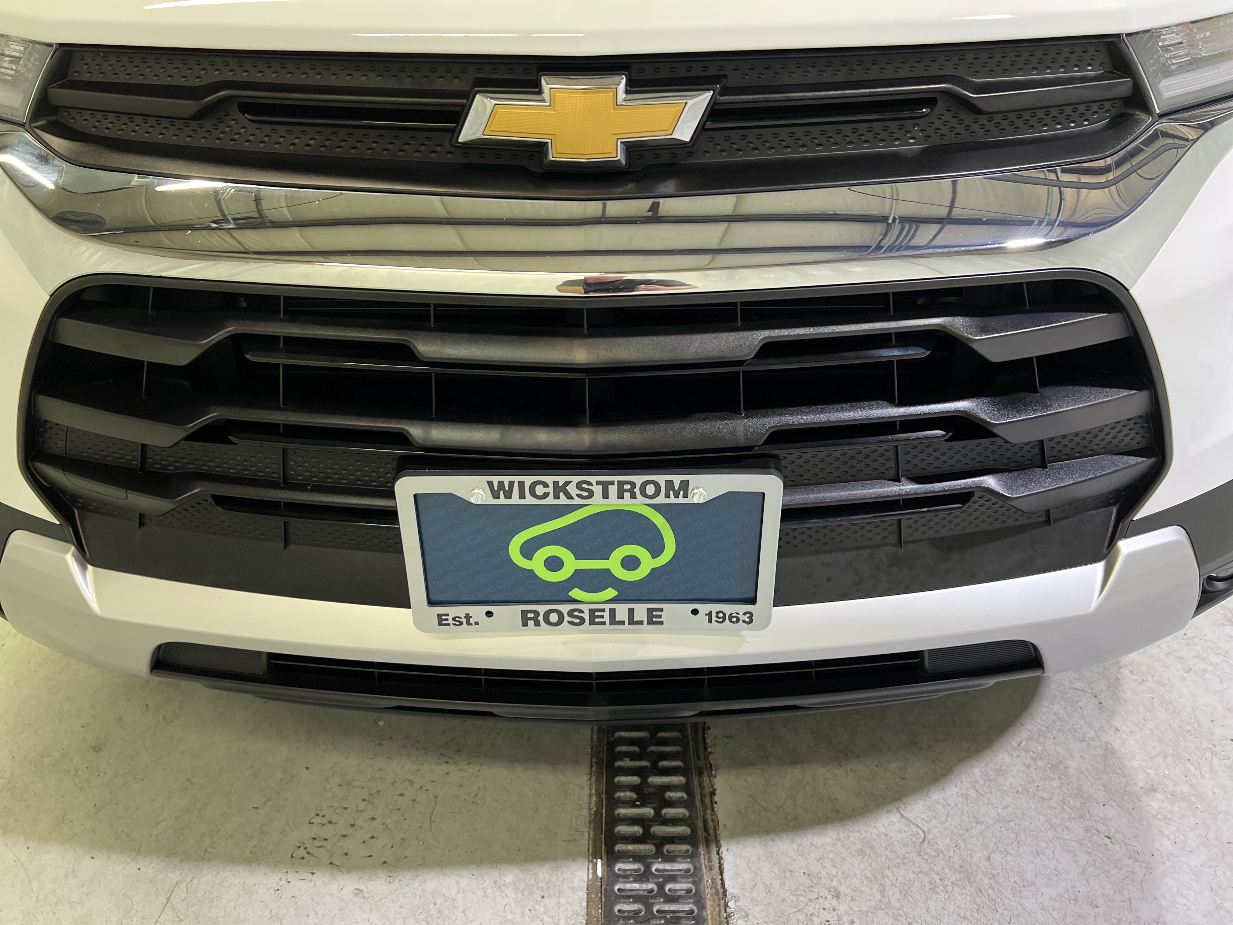 Certified 2023 Chevrolet TrailBlazer LT w/ Convenience Package AWD/4WD image 4