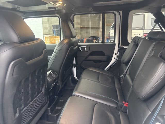 Used 2023 Jeep Wrangler Unlimited Rubicon 4xe image 14