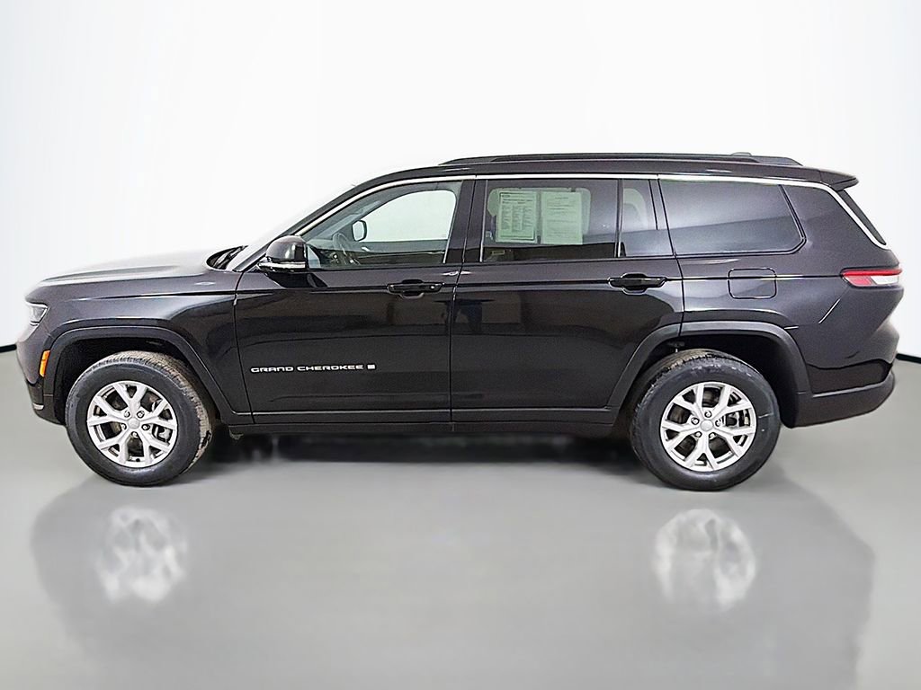 Used 2024 Jeep Grand Cherokee L Limited w/ Luxury Tech Group II image 17