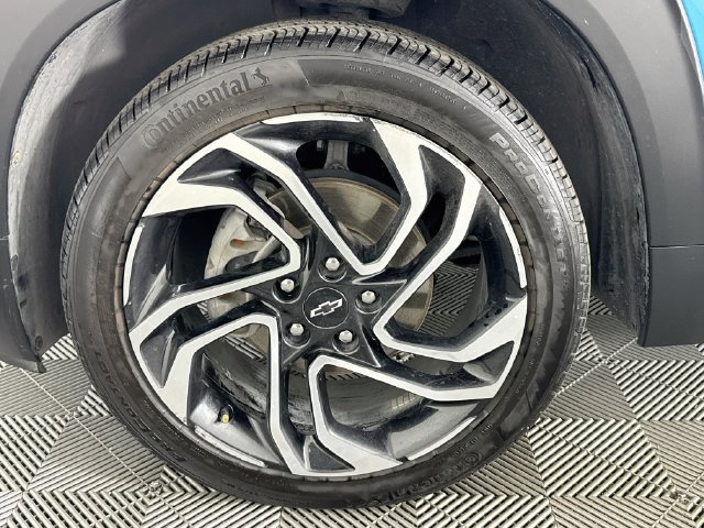 Used 2025 Chevrolet TrailBlazer RS w/ Driver Confidence Package FWD image 35