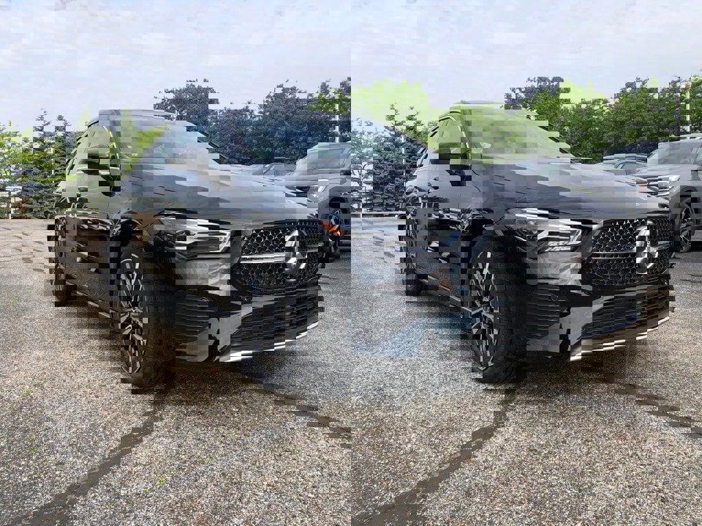 New 2025 Mercedes-Benz CLA 250 4MATIC