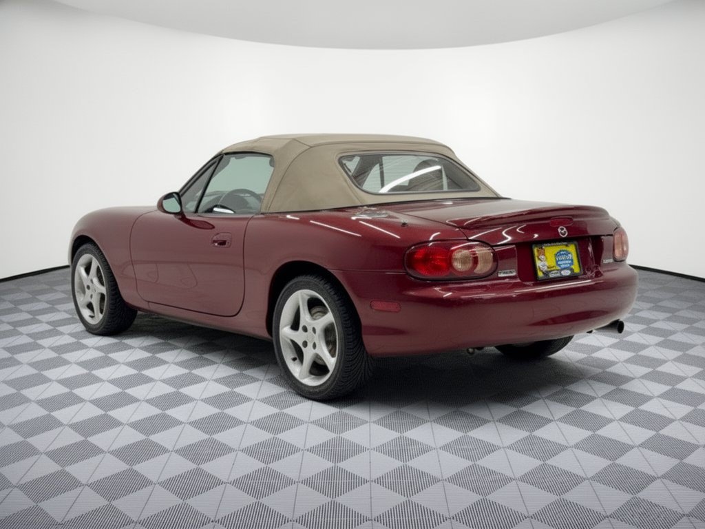 Used 2003 MAZDA MX-5 Miata LS RWD image 3