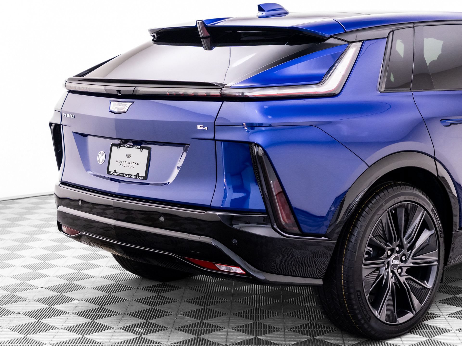New 2027 Cadillac Lyriq Signature Sport AWD/4WD image 36