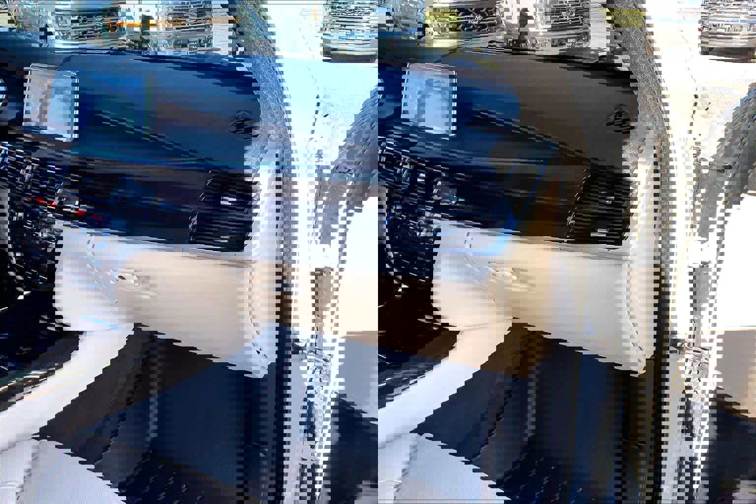 Used 2017 BMW X5 xDrive35d image 17