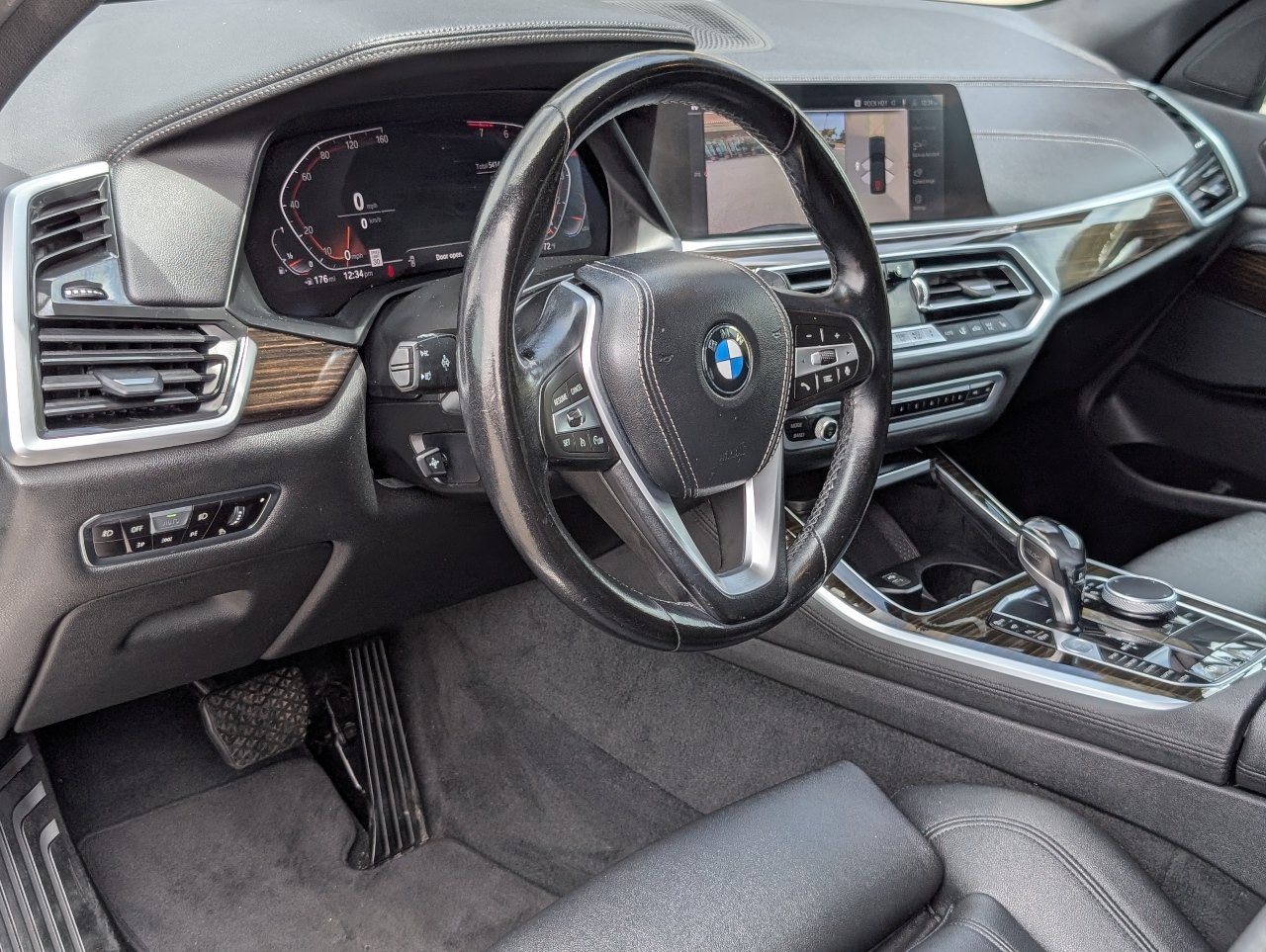Used 2020 BMW X5 xDrive40i w/ Parking Assistance Package AWD/4WD image 14