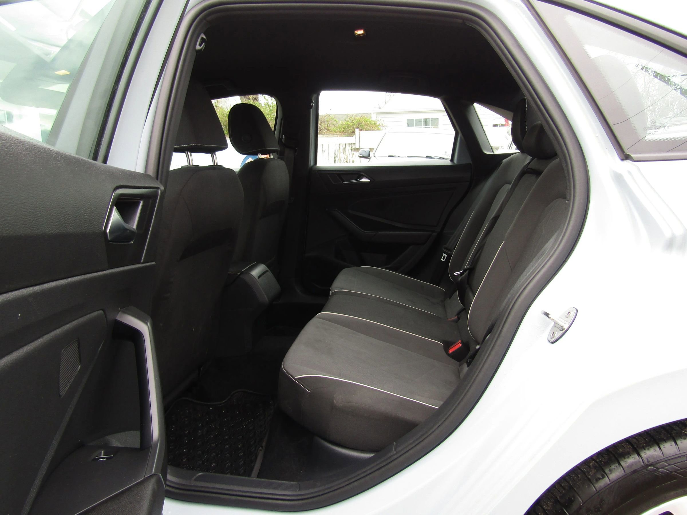 Used 2025 Volkswagen Jetta Sport image 19