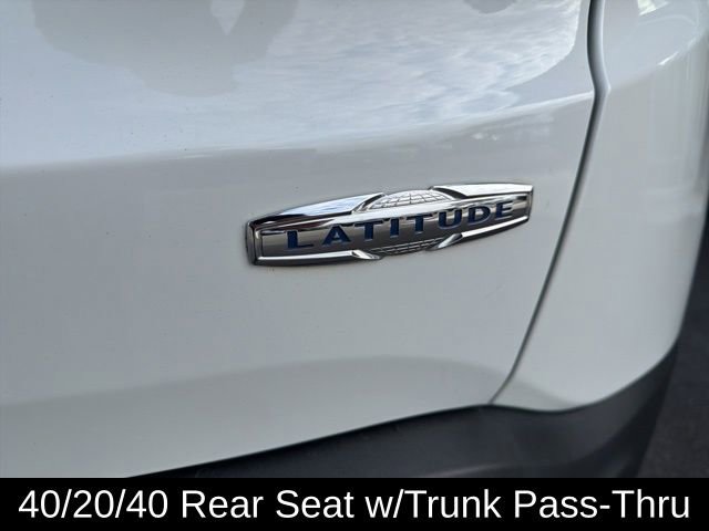 Used 2017 Jeep Renegade Latitude w/ Popular Equipment Group image 13