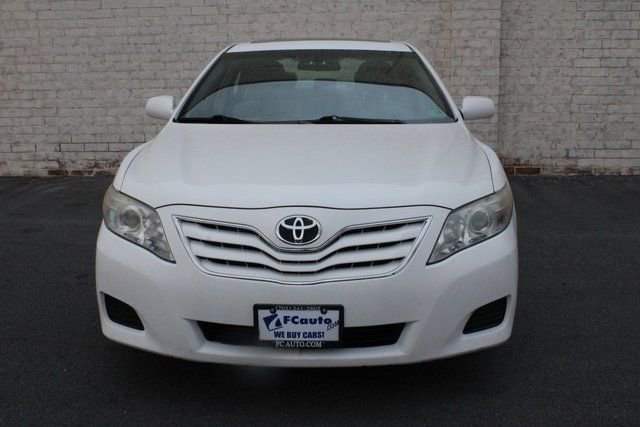 Used 2011 Toyota Camry LE w/ LE Extra-Value Pkg image 5