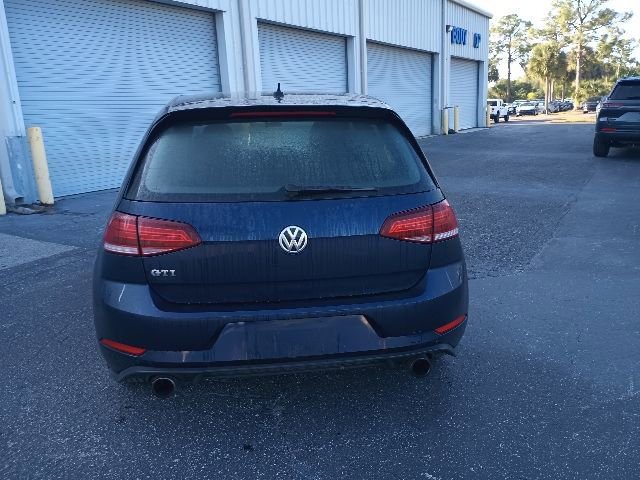 Used 2018 Volkswagen Golf 4-Door FWD image 4