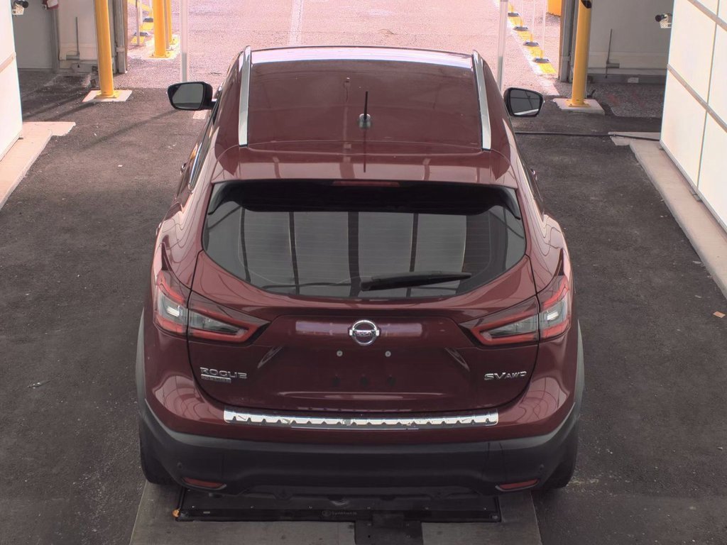 Used 2022 Nissan Rogue Sport SV w/ Technology Package image 5