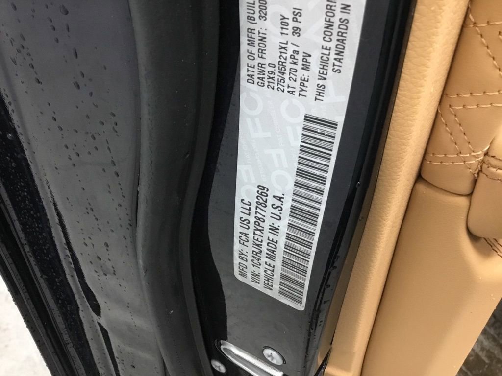 Used 2023 Jeep Grand Cherokee L Summit image 7