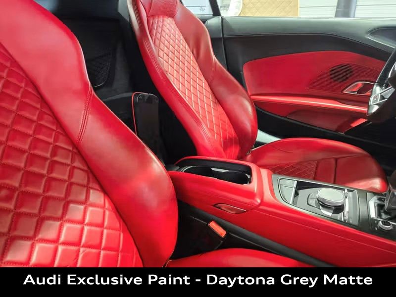 Used 2017 Audi R8 V10 w/ Carbon Exterior Package image 17