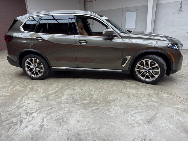 Certified 2025 BMW X5 xDrive50e w/ Parking Assistance Package image 6