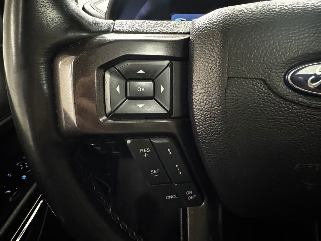 Used 2021 Ford Expedition Max Limited image 25