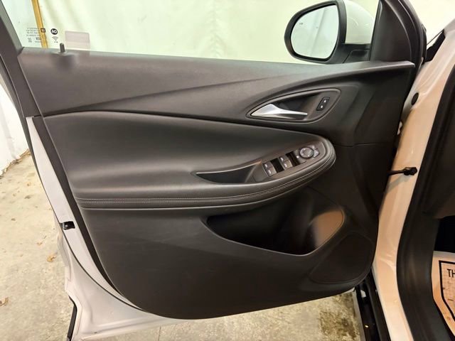 Used 2024 Buick Encore GX Sport Touring AWD/4WD image 25