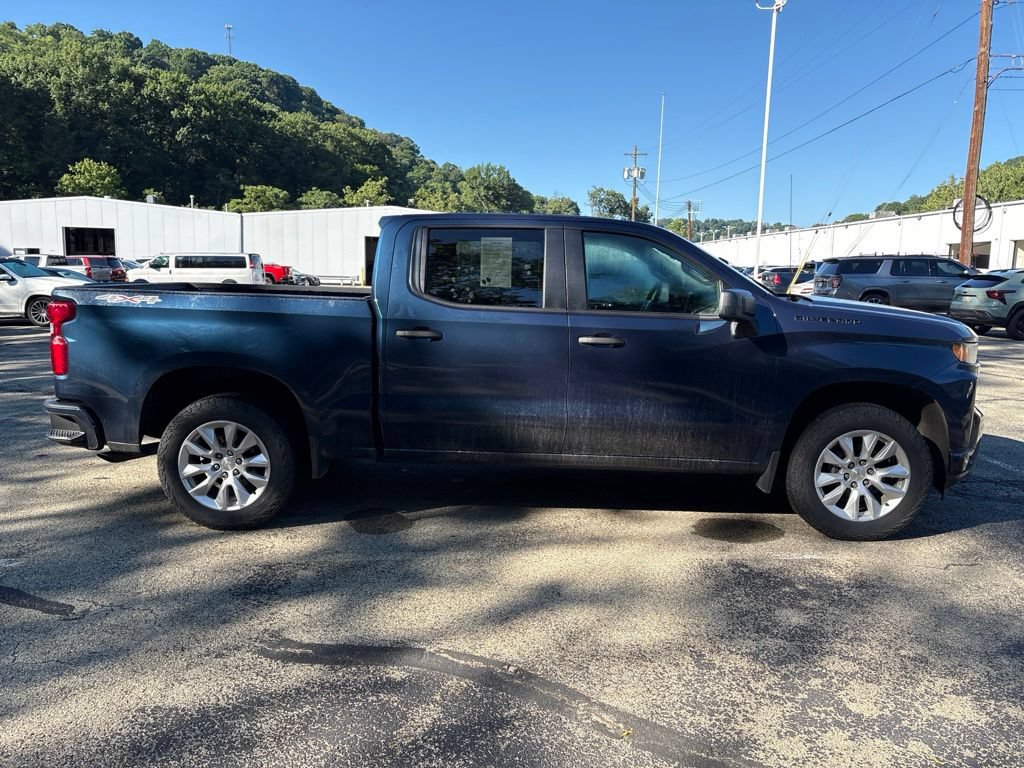 Used 2022 Chevrolet Silverado 1500 Custom AWD/4WD image 4