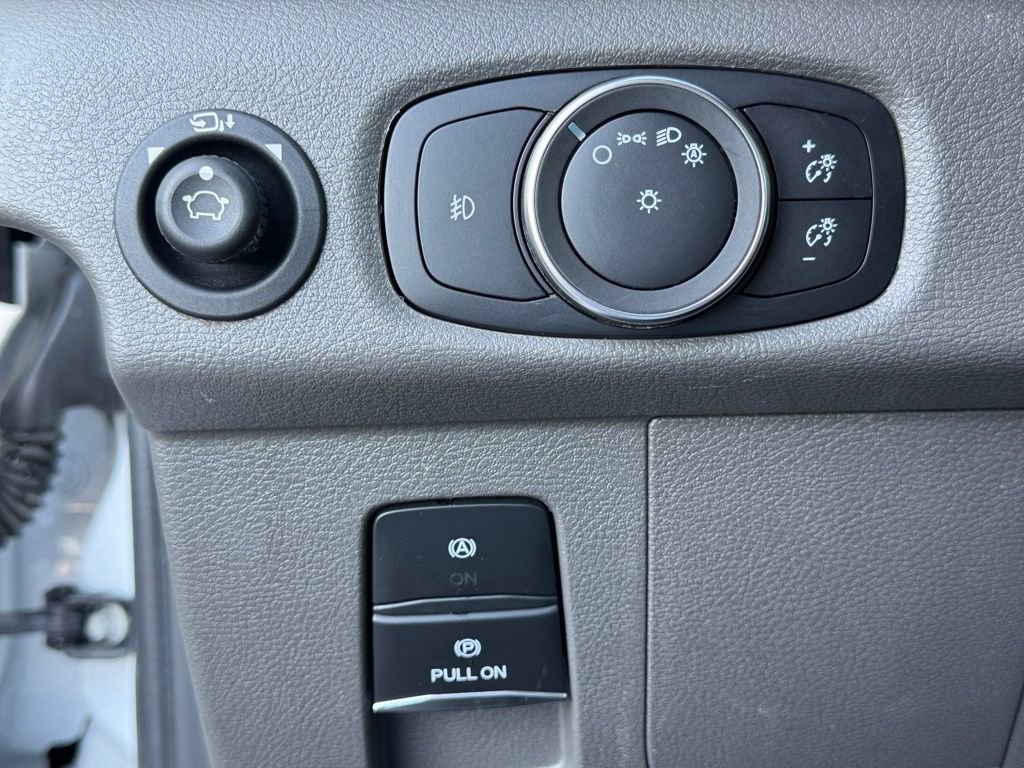 Used 2022 Ford Transit 350 XLT image 17