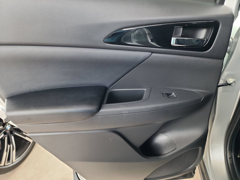 Used 2024 Mitsubishi Eclipse Cross SE AWD/4WD image 35