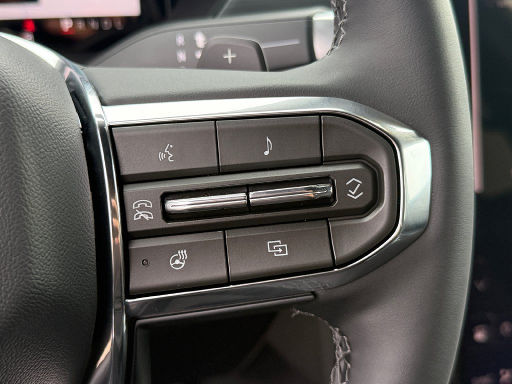 New 2027 GMC Acadia Elevation w/ Elevation Premium Package AWD/4WD image 16