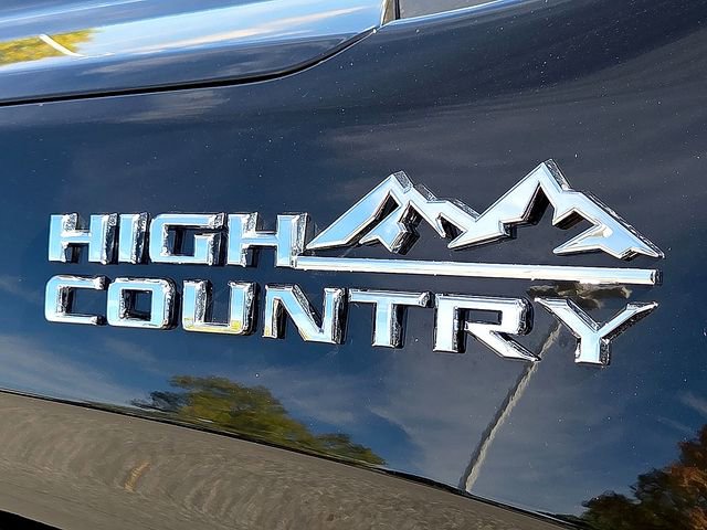 Certified 2024 Chevrolet Silverado 1500 High Country w/ Technology Package AWD/4WD image 12