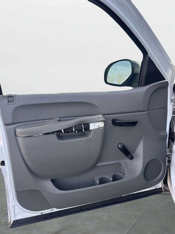 Used 2013 Chevrolet Silverado 1500 W/T image 13