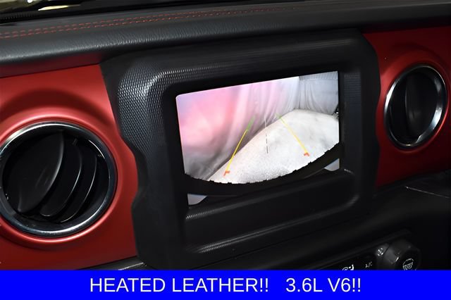 Used 2021 Jeep Wrangler Unlimited Rubicon w/ Dual Top Group AWD/4WD image 13