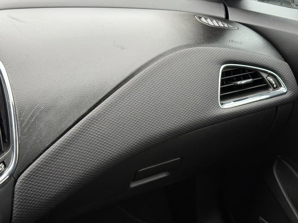 Used 2017 Chevrolet Cruze LT w/ Sun And Sound Package image 20